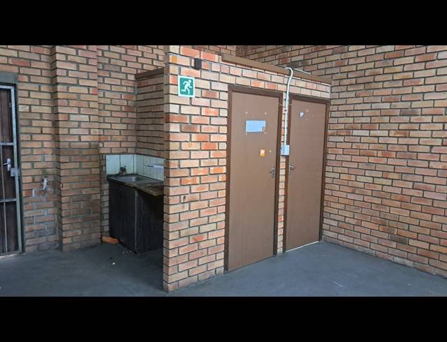 161M² WORKSHOP TO LET IN ALTON